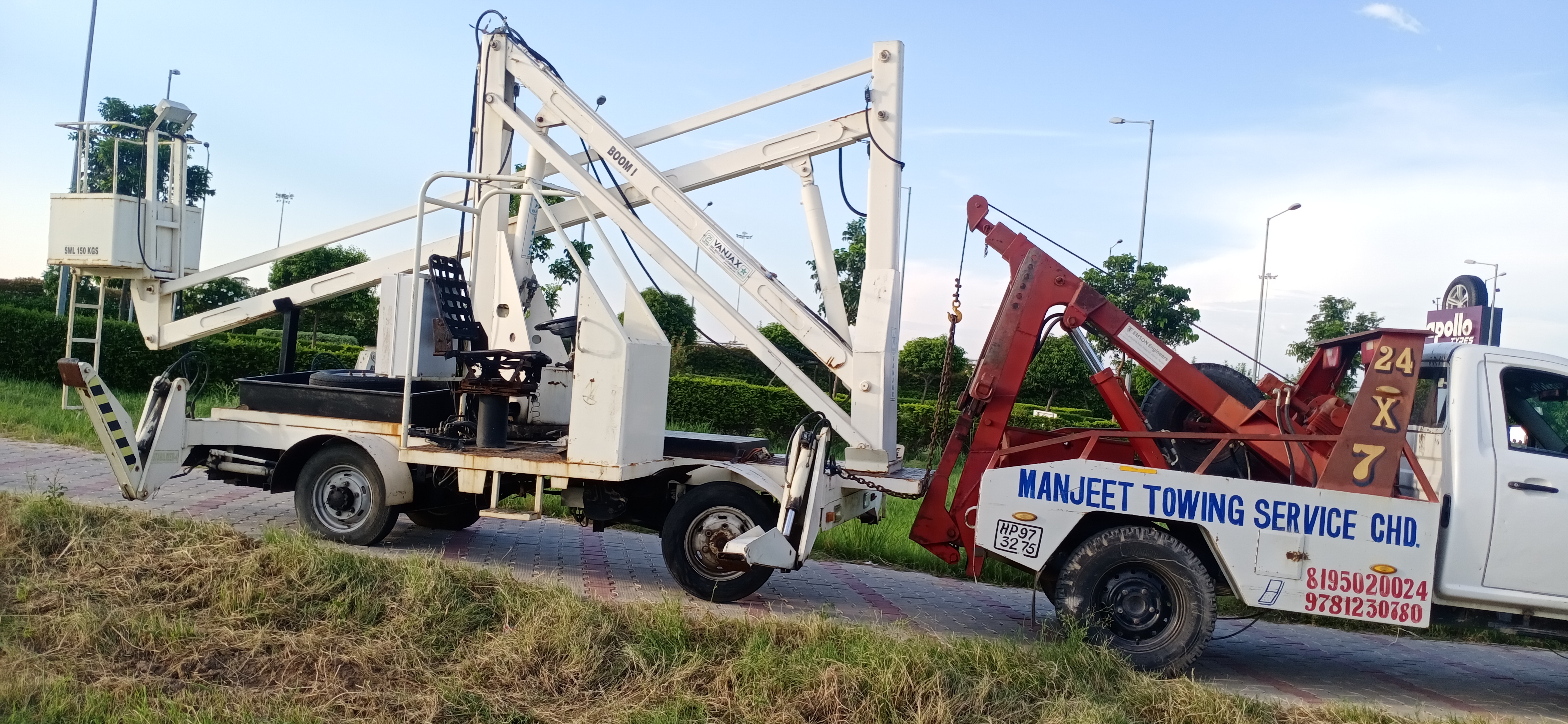 Car Towing Service In Zirakpur  | Manjeet Towing Services | Best Car Towing Service In Zirakpur, 7 Top Car Towing Service In Zirakpur, 24 Hour Car Towing Service In Zirakpur, Car Towing Service near me, Car Towing Service  - GL76711